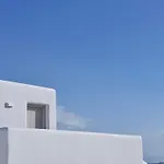 Willa Maestro Naxos *